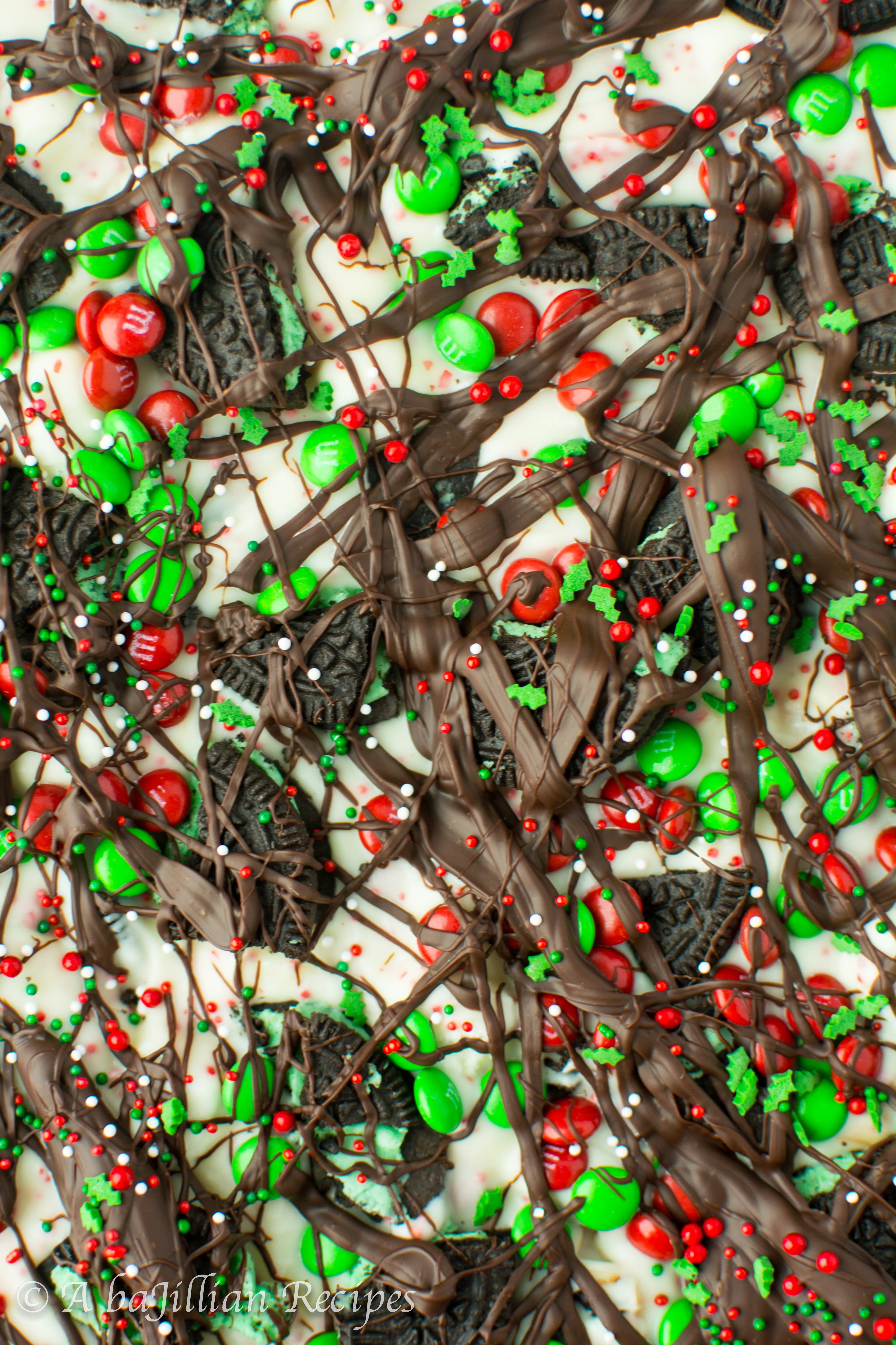 loaded-peppermint-bark-abajillianrecipes-com-1