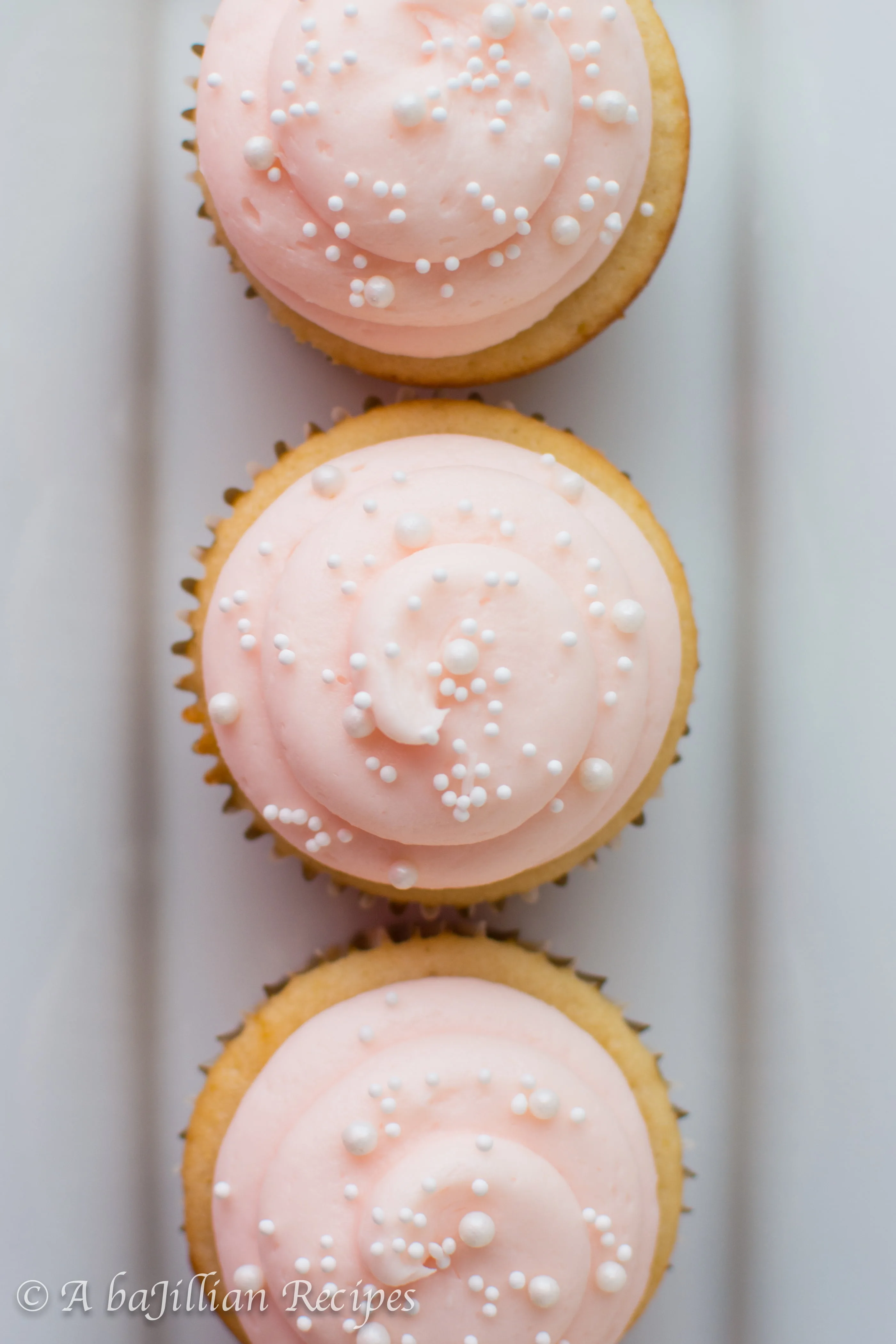 pink-champagne-cupcakes-www-abajillianrecipes-com-8