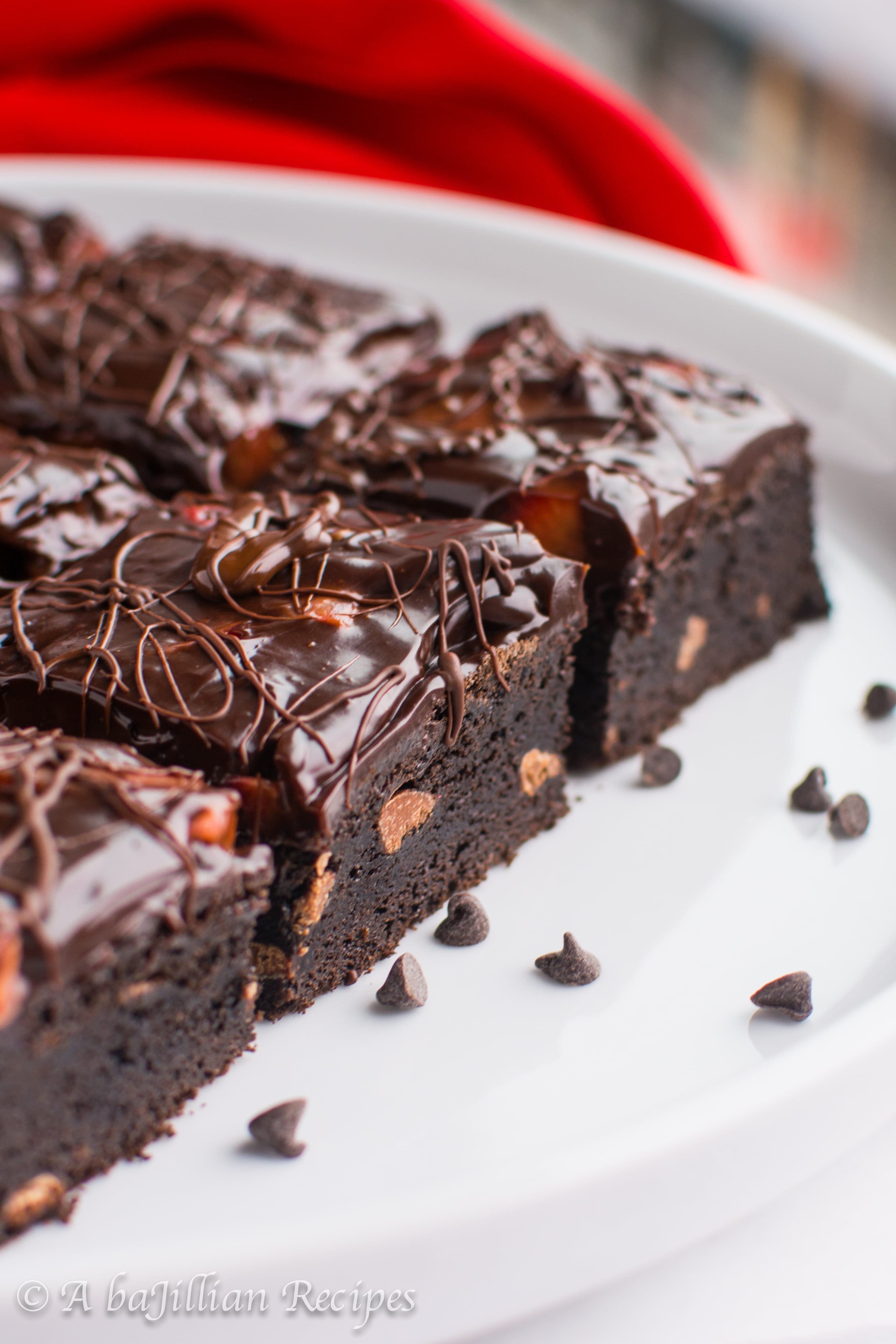 Chocolate-Covered Strawberry Brownies | A baJillian Recipes-3