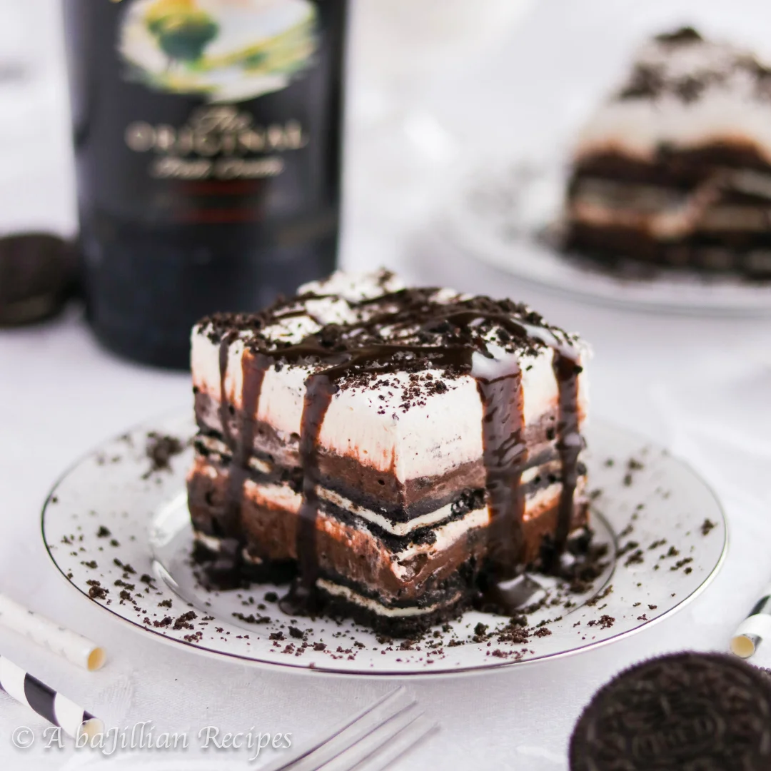 Layers of creamy chocolate pudding, fluffy Irish cream filling, and delicious Oreos!