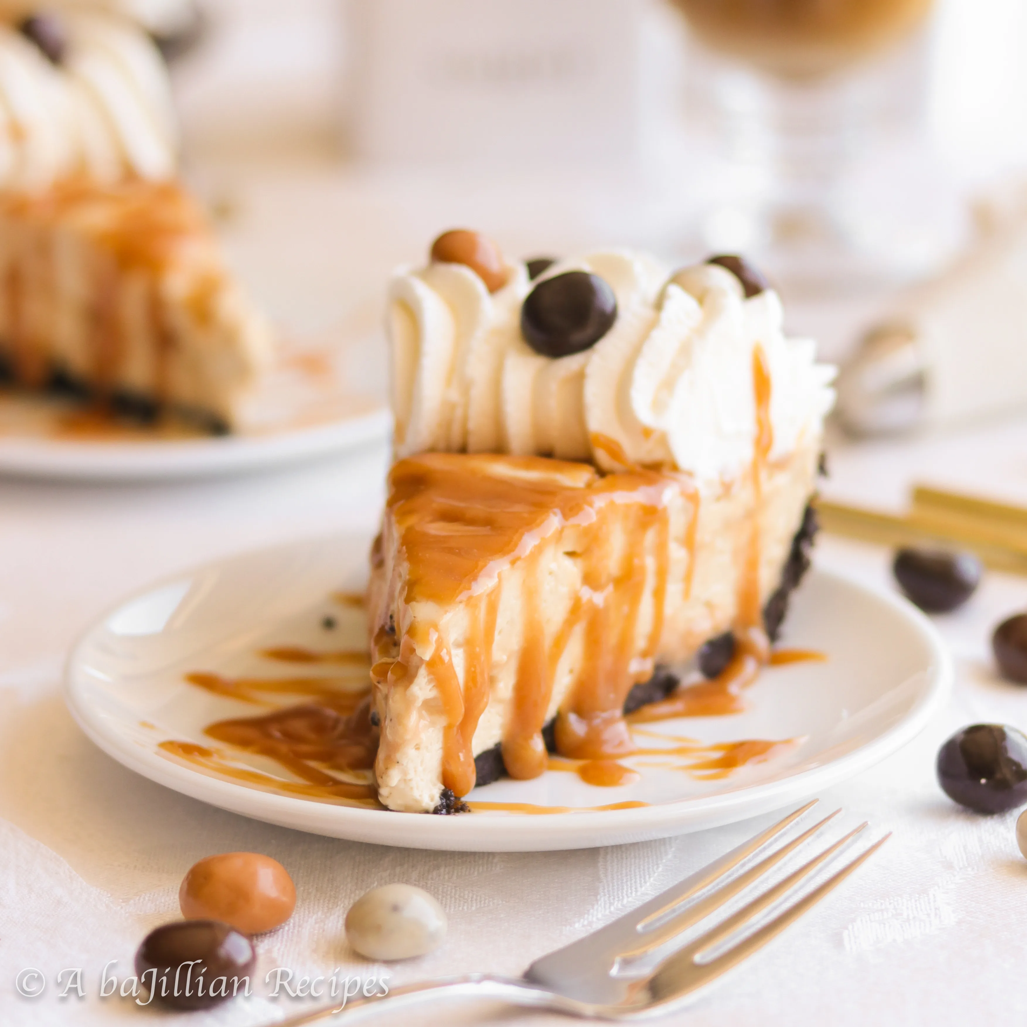 Creamy cold brew coffee filling laced with rich caramel in a chocolate cookie crust!