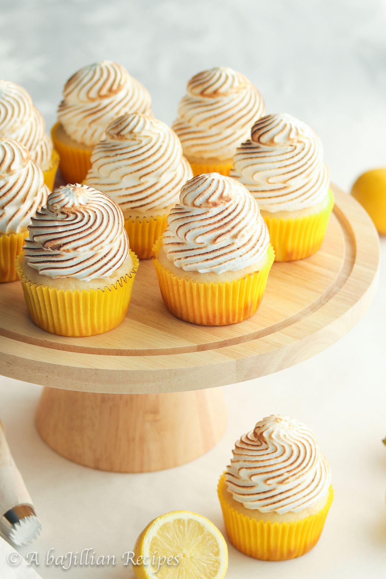 Lemon Meringue Cupcakes | A baJillian Recipes - A baJillian Recipes