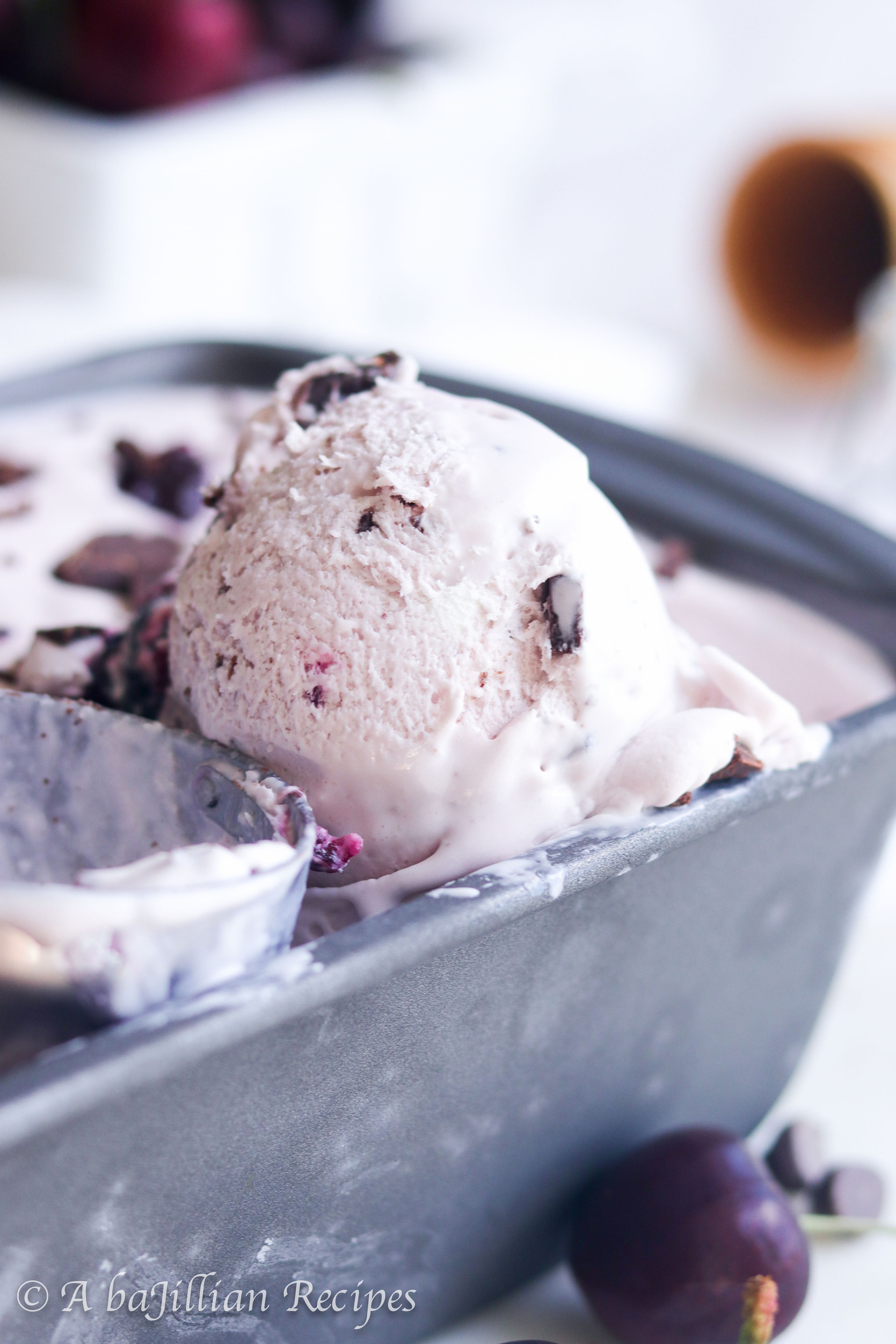 Incredibly creamy no-churn ice cream infused with the natural sweetness of fresh cherries, loaded with flecks of dark chocolate and sweetened cherries!